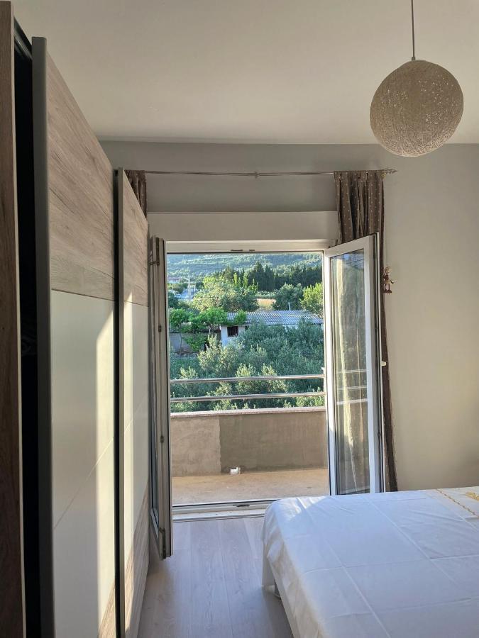 Appartamento Sun Side Kaštela Esterno foto